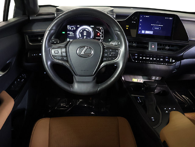 Used 2024 Lexus UX 250h AWD w/ Premium Package image 3