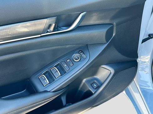 Certified 2022 Honda Accord Sport Special Edition image 17