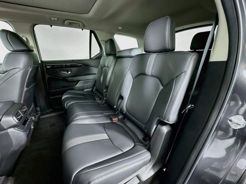 Certified 2025 Honda Pilot Touring image 26