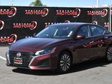 Used 2023 Nissan Altima 2.5 SV image 3
