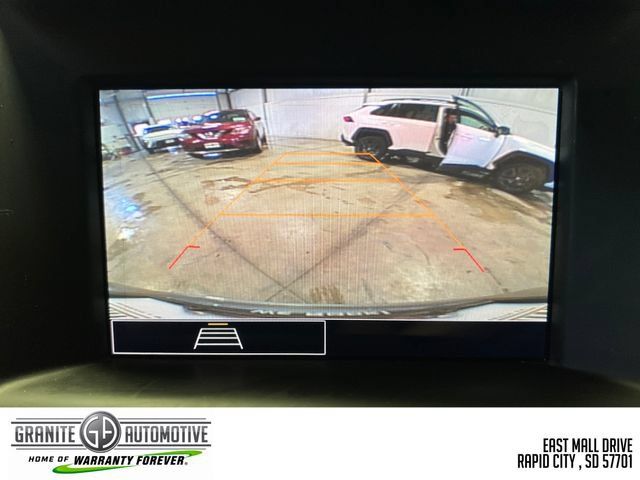 Used 2023 GMC Terrain SLE w/ Driver Convenience Package AWD/4WD image 21
