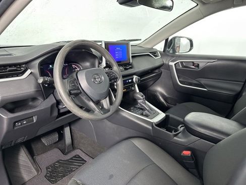 Used 2023 Toyota RAV4 LE image 12