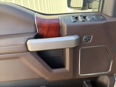 Used 2022 Ford F350 King Ranch image 15