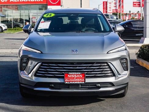 Used 2025 Buick Envision Preferred image 3