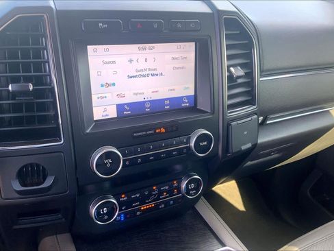 Certified 2020 Ford Expedition Limited w/ Equipment Group 302A RWD image 34