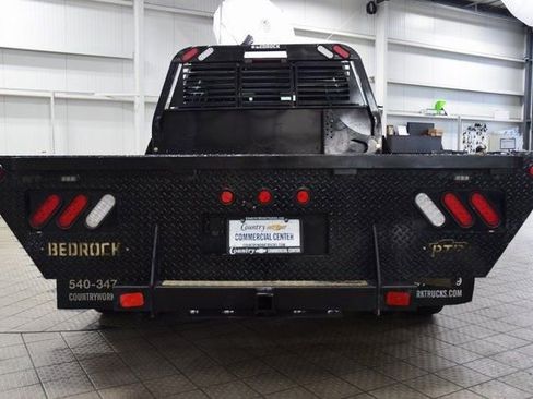 Used 2022 Chevrolet Silverado 3500 W/T w/ WT Fleet Convenience Package image 4