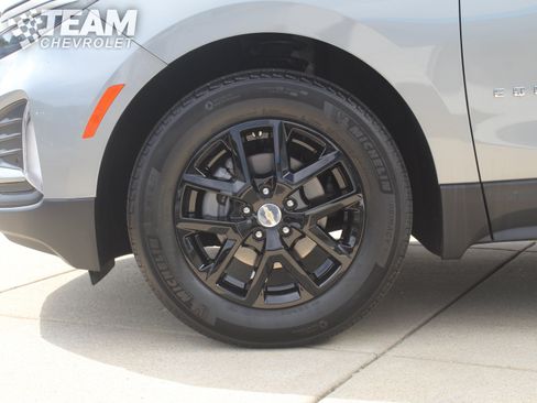 Certified 2024 Chevrolet Equinox LT w/ LPO, Floor Liner Package FWD image 30