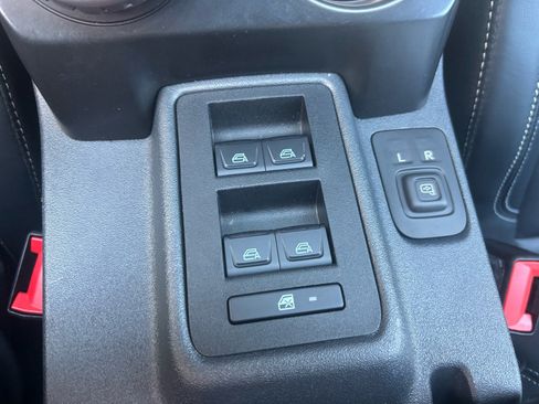 Used 2025 Ford Bronco Outer Banks w/ Sasquatch Package AWD/4WD image 23
