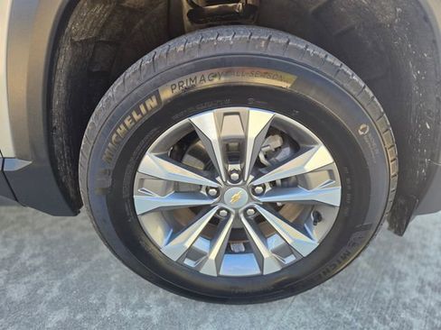 Used 2025 Chevrolet Equinox LT image 13