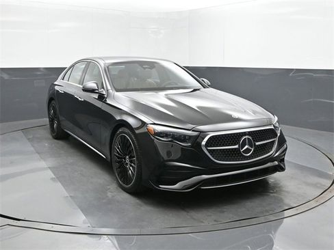 New 2026 Mercedes-Benz E 350 4MATIC Sedan image 22