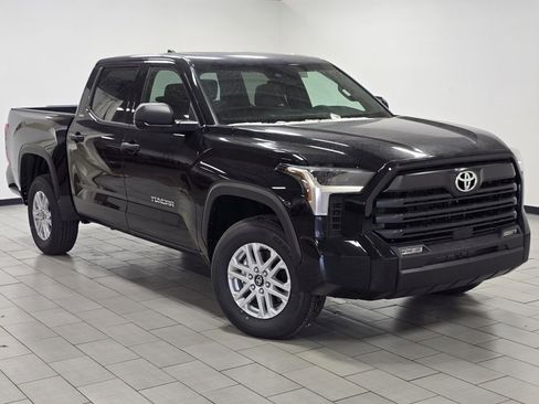 New 2026 Toyota Tundra SR5 image 2