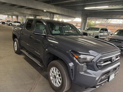 Certified 2025 Toyota Tacoma SR5 image 2