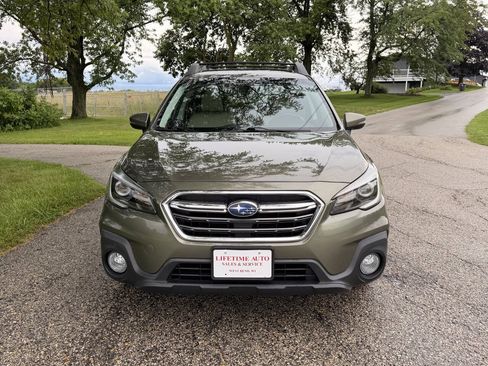 Used 2018 Subaru Outback 2.5i Limited AWD/4WD image 8