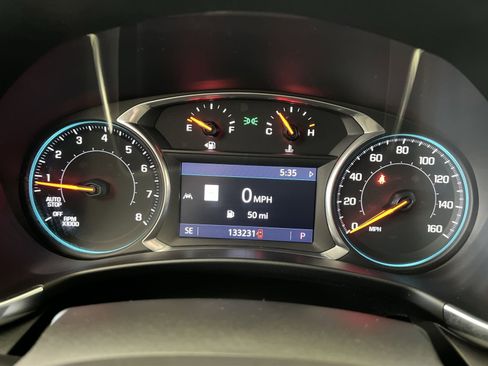 Used 2021 Chevrolet Equinox Premier image 15