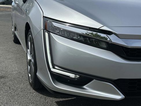 Used 2018 Honda Clarity Touring image 11