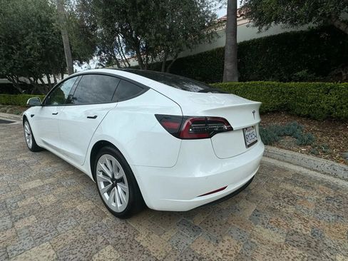 Used 2023 Tesla Model 3 Standard Range RWD image 5