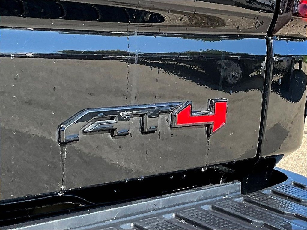 Used 2026 GMC Sierra 1500 AT4 w/ AT4 Premium Package AWD/4WD image 27