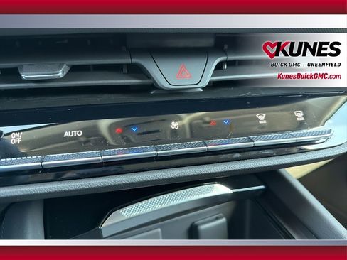 New 2026 Buick Envision Preferred image 27