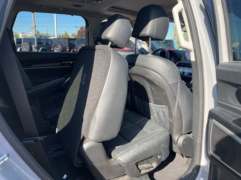 Used 2022 Kia Telluride EX w/ EX Premium Package image 42