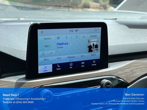 Used 2020 Ford Escape Titanium FWD image 37