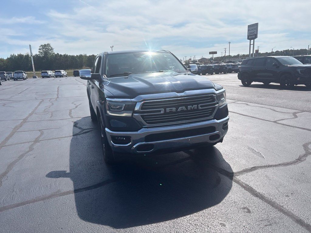 Used 2022 RAM 1500 Laramie AWD/4WD image 8
