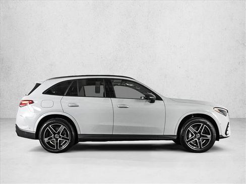 New 2026 Mercedes-Benz GLC 350e 4MATIC image 4