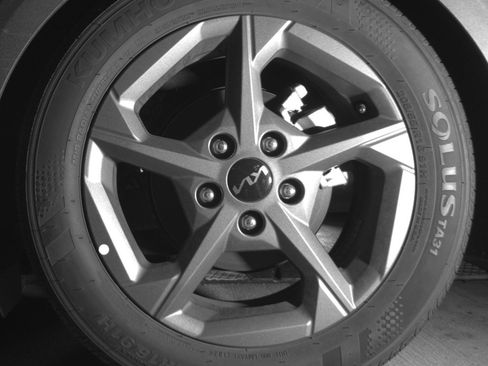 Used 2025 Kia K4 FWD image 14
