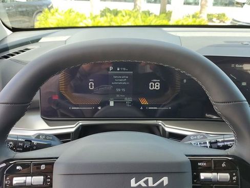New 2026 Kia Sorento EX FWD image 17