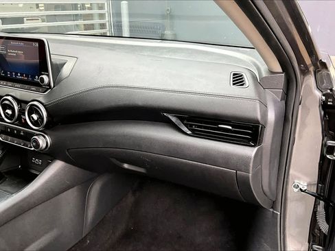 Used 2023 Nissan Sentra SV image 17