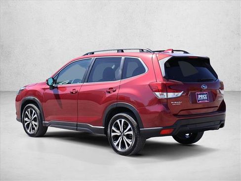 Used 2022 Subaru Forester Limited AWD/4WD image 9