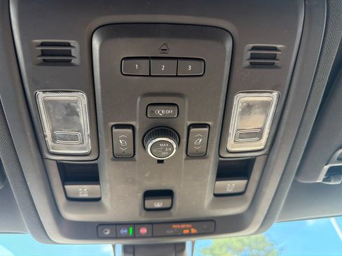 Used 2021 Chevrolet Suburban Premier w/ Max Trailering Package AWD/4WD image 30