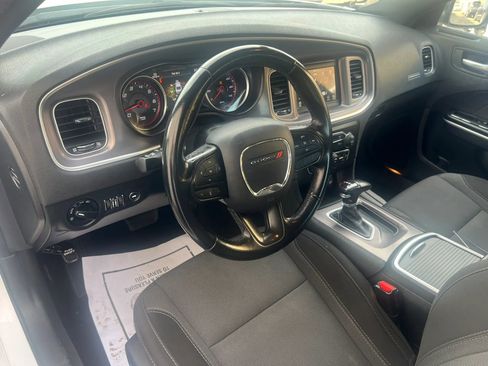 Used 2022 Dodge Charger SXT image 14