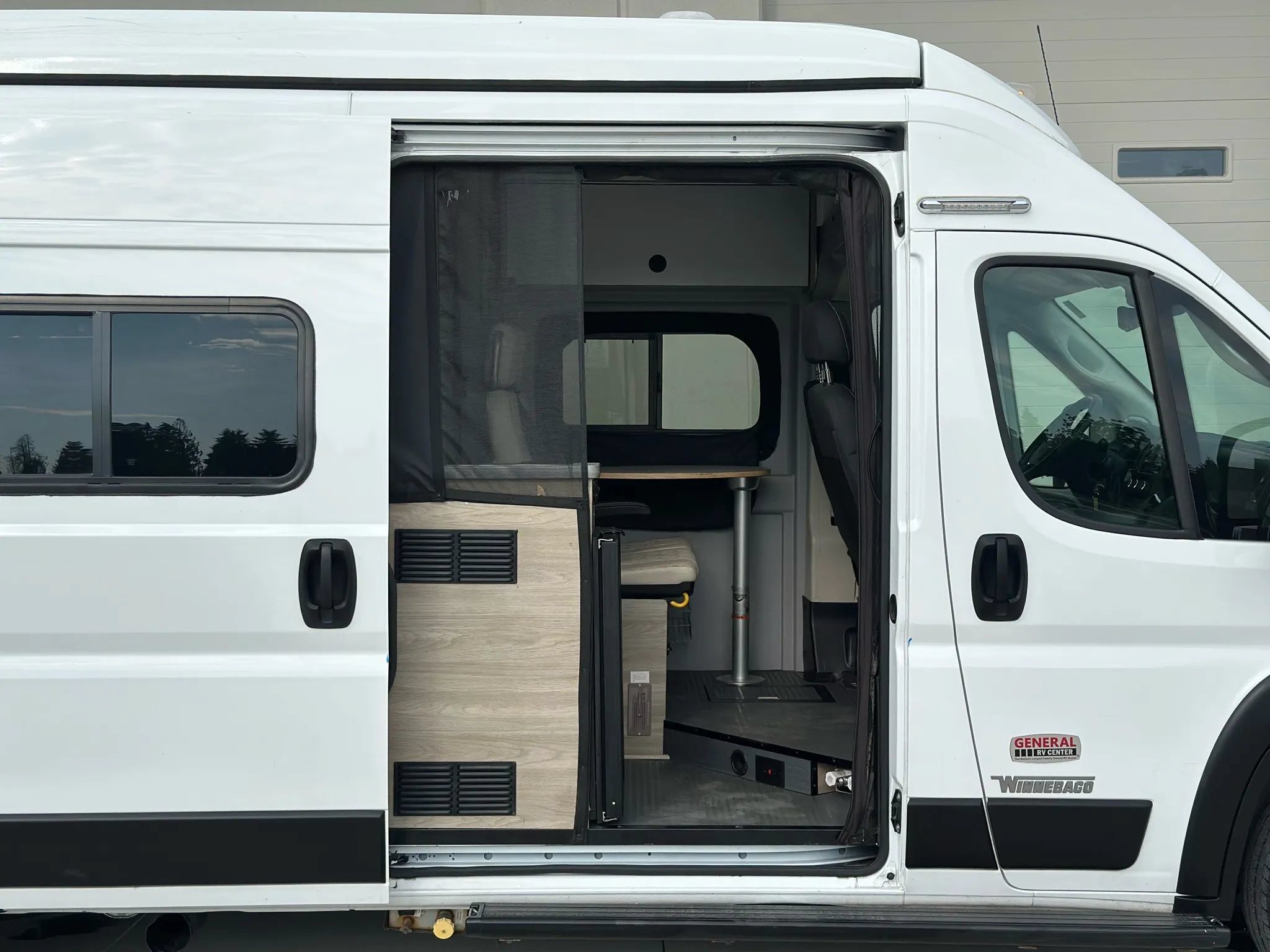 Used 2021 RAM ProMaster 2500 FWD image 32