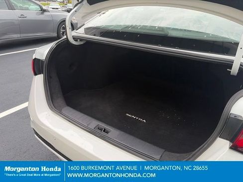 Used 2024 Nissan Sentra SV FWD image 29