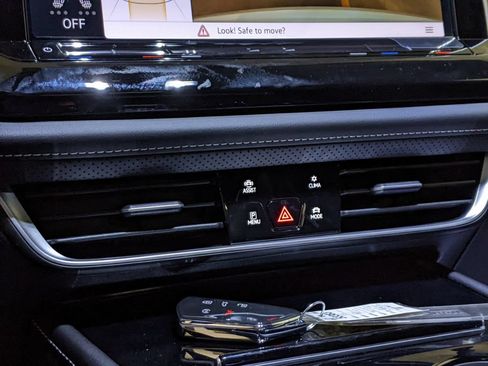 New 2026 Volkswagen Atlas SE AWD/4WD image 18