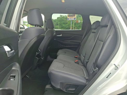 Used 2020 Hyundai Santa Fe SE FWD image 10