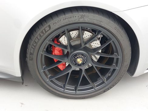 Certified 2019 Porsche 911 GT3 RS image 34
