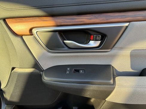 Used 2022 Honda CR-V EX image 39