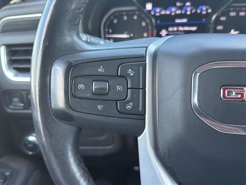 Used 2021 GMC Yukon XL SLT w/ SLT Premium Package RWD image 11