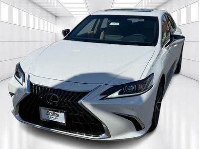 New 2025 Lexus ES 300h w/ Premium Package