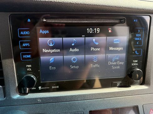 Used 2017 Toyota Sienna XLE w/ XLE Navigation Package AWD/4WD image 20