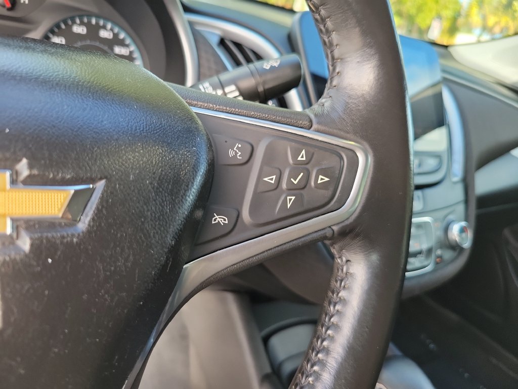 Used 2022 Chevrolet Malibu RS FWD image 32