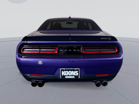 Used 2023 Dodge Challenger SRT Hellcat RWD image 5