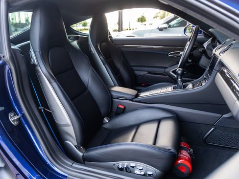Certified 2023 Porsche 718 Cayman GTS RWD image 45