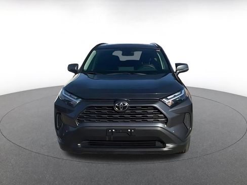 Used 2025 Toyota RAV4 XLE w/ Convenience Package image 4