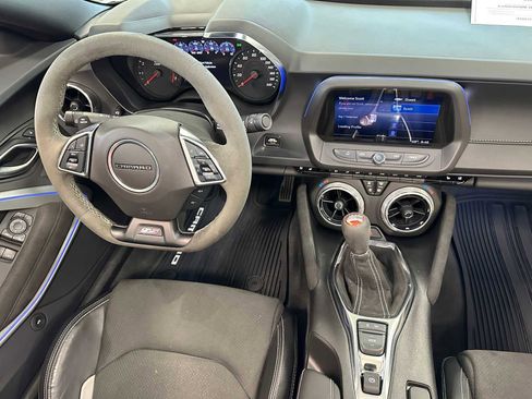 Used 2023 Chevrolet Camaro SS image 11