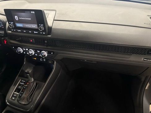 Used 2025 Honda CR-V Sport image 19