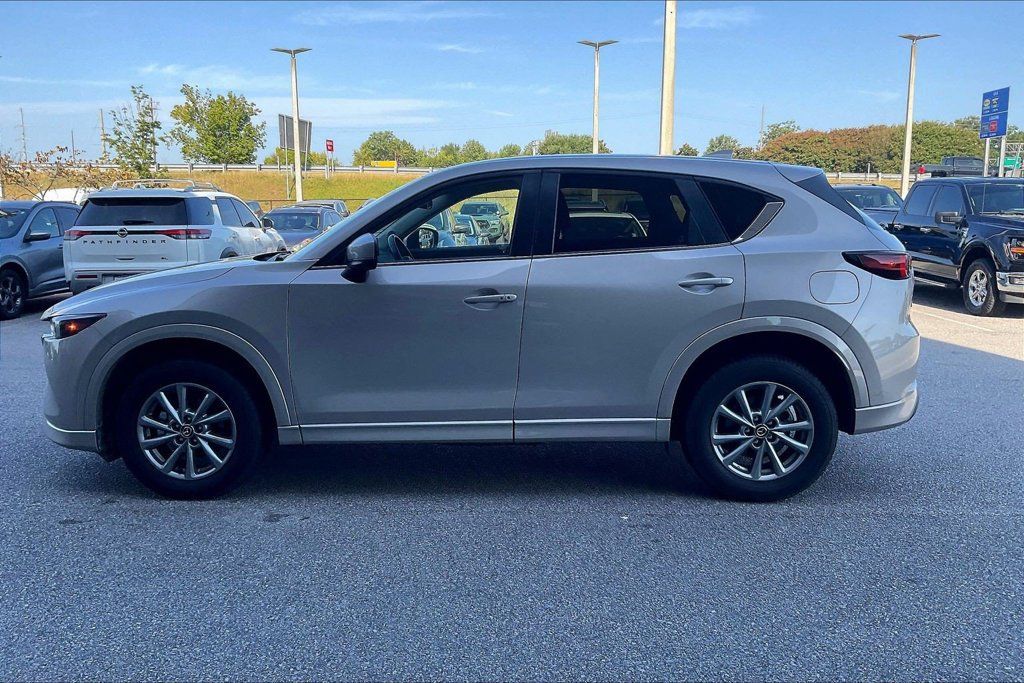 Used 2025 MAZDA CX-5 AWD 2.5 S w/ Select Package image 8