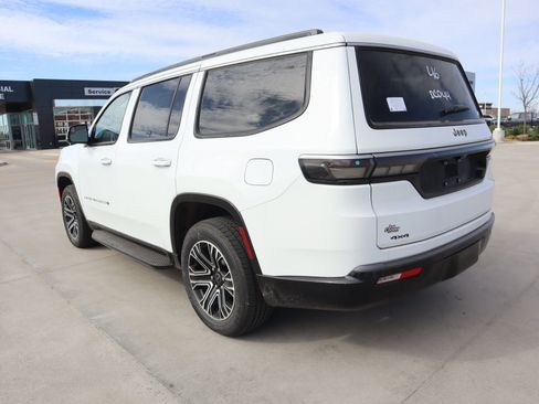 New 2026 Jeep Grand Wagoneer 4WD w/ Premium Group I image 25