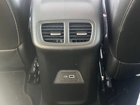 Used 2023 Buick Envision Preferred image 18